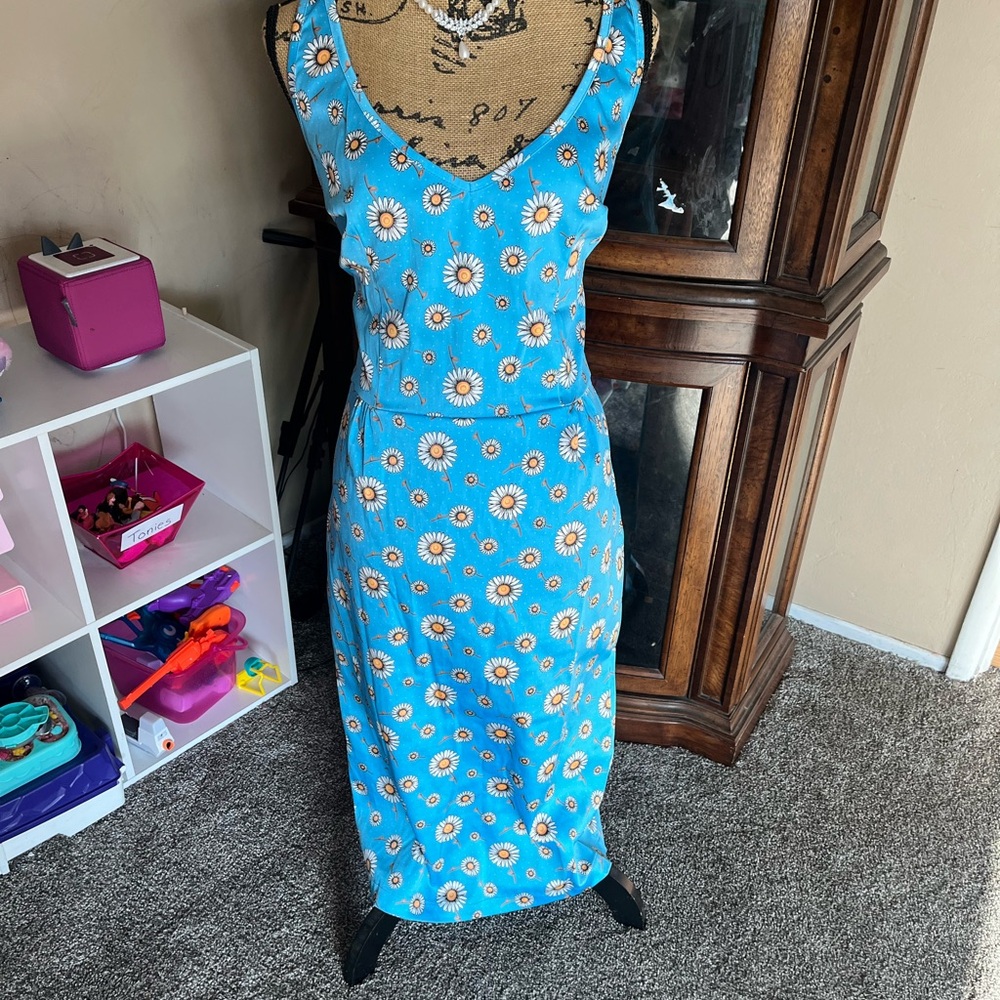 Bettie Page Blue Daisy Print Midi Dress
